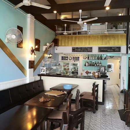 Bellmans Restaurant & Guesthouse Карон Экстерьер фото