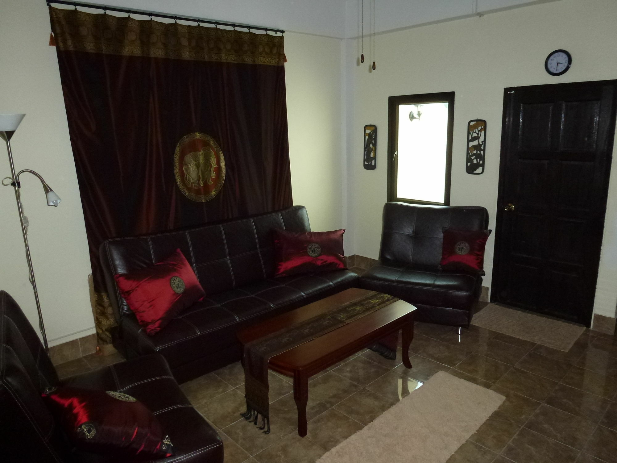 Bellmans Restaurant & Guesthouse Карон Экстерьер фото